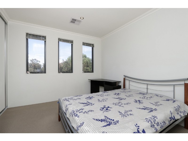 22 Saunders Street, Como WA 6152
