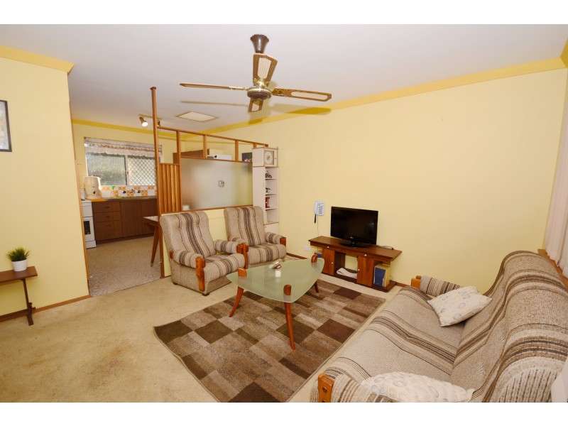 18 Nicholas Street, Gosnells WA 6110