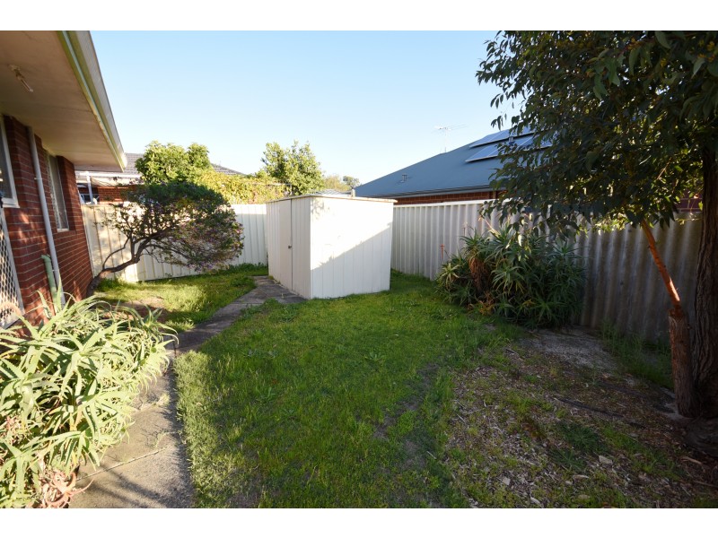 18 Nicholas Street, Gosnells WA 6110