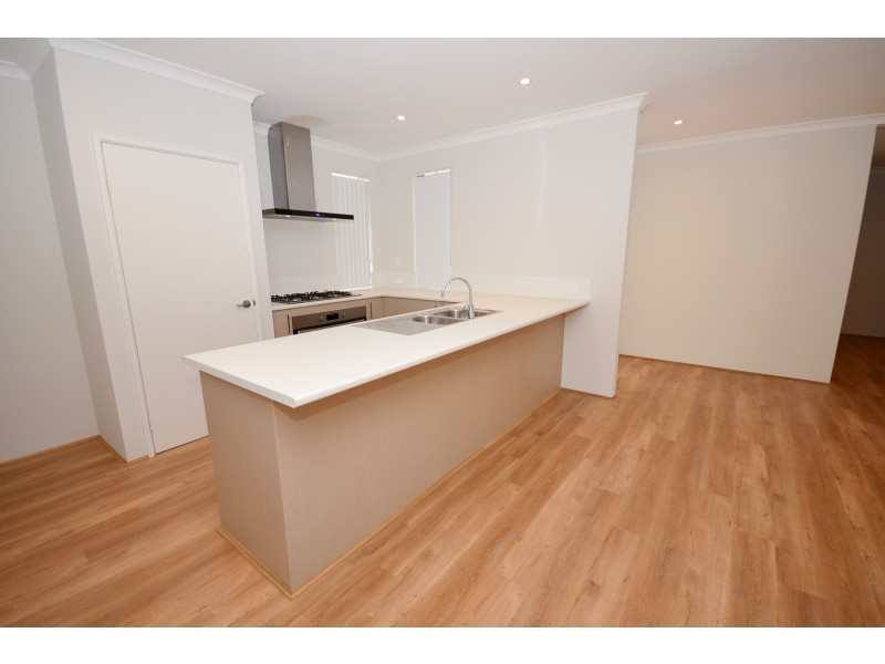 61A Thomas Street, East Cannington WA 6107