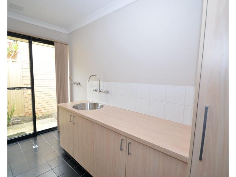 17 Kulin Pass, Canning Vale WA 6155