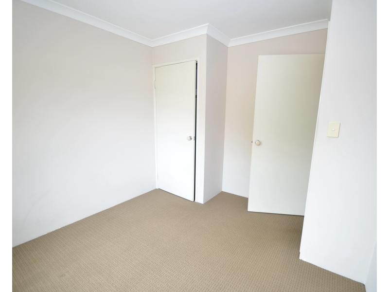 17 Kulin Pass, Canning Vale WA 6155