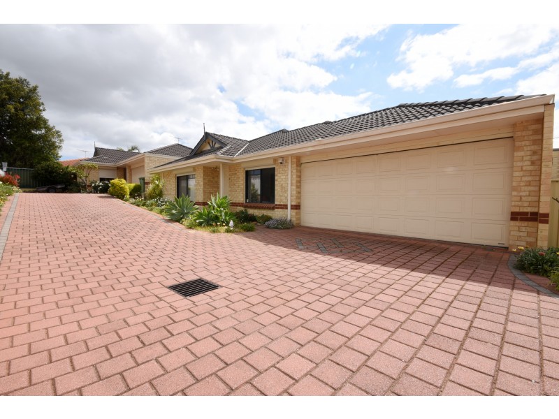 3/6 Whiteside Street, Cloverdale WA 6105