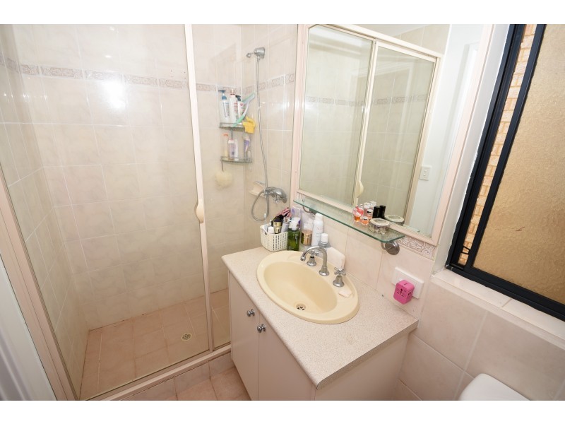 3/6 Whiteside Street, Cloverdale WA 6105