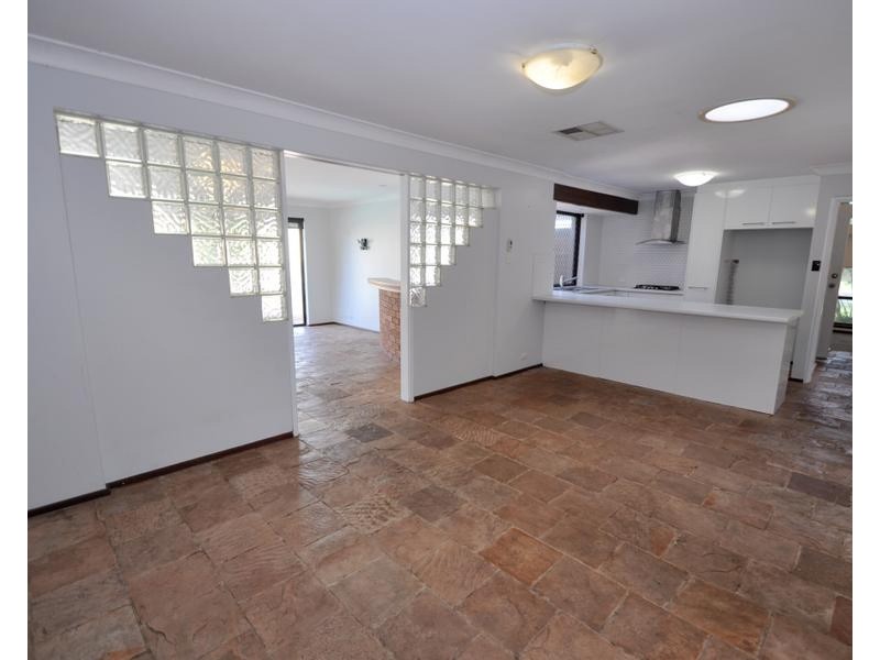 6 Nicholay Court, Bull Creek WA 6149