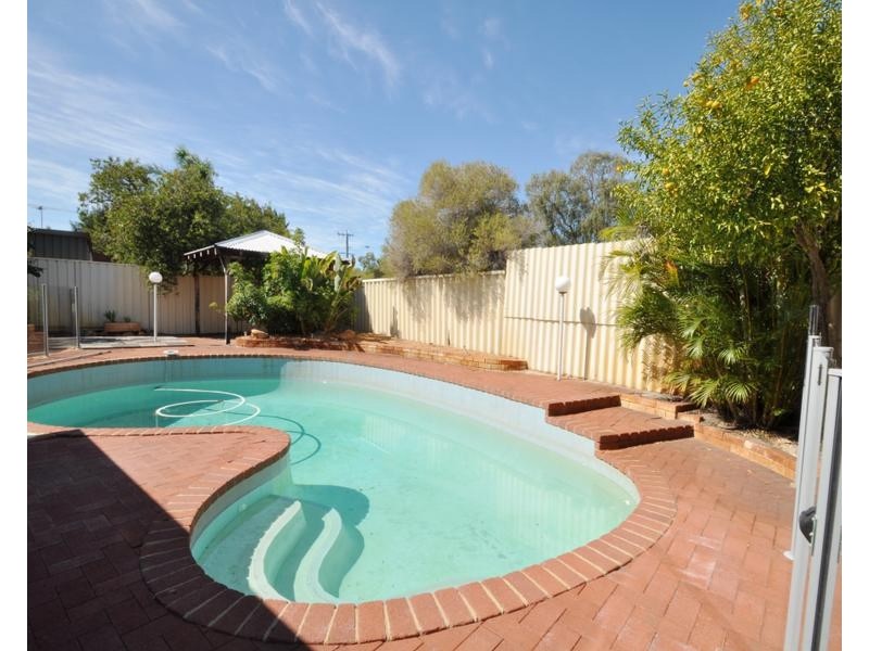 6 Nicholay Court, Bull Creek WA 6149