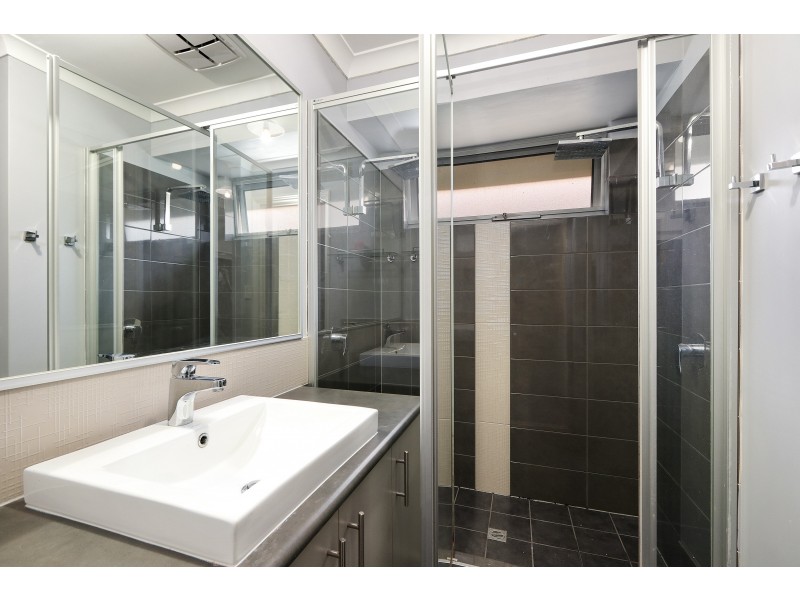 35 Miramar Way, Piara Waters WA 6112