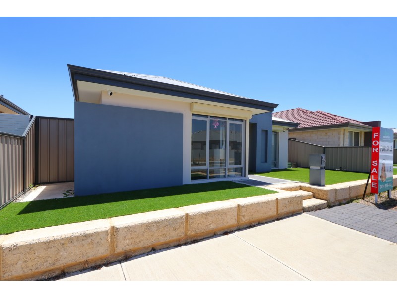 35 Miramar Way, Piara Waters WA 6112