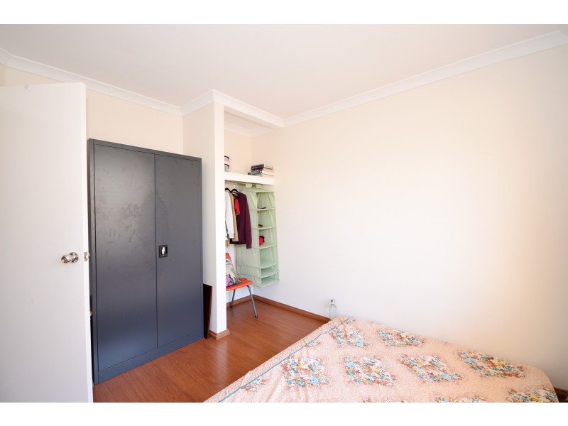 98 Amherst Road, Canning Vale WA 6155