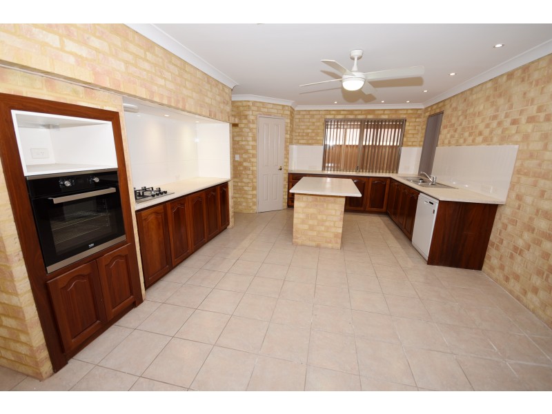 4 Brigham Court, Gosnells WA 6110