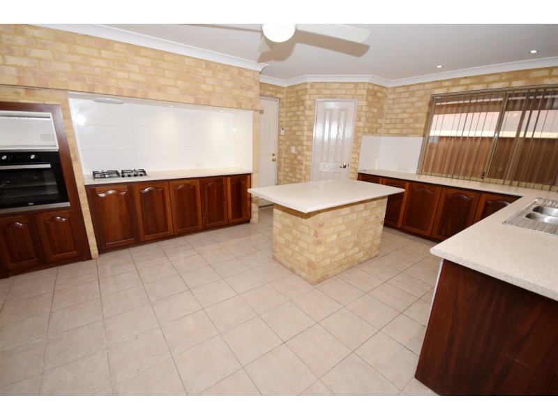 4 Brigham Court, Gosnells WA 6110