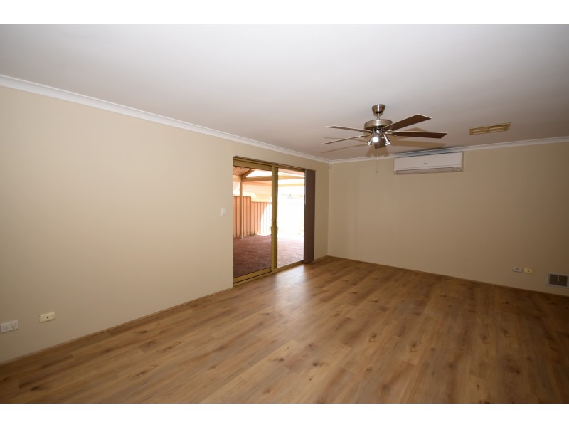 4 Brigham Court, Gosnells WA 6110