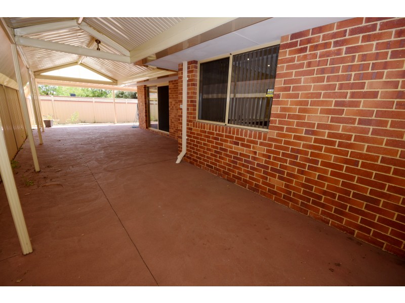 4 Brigham Court, Gosnells WA 6110