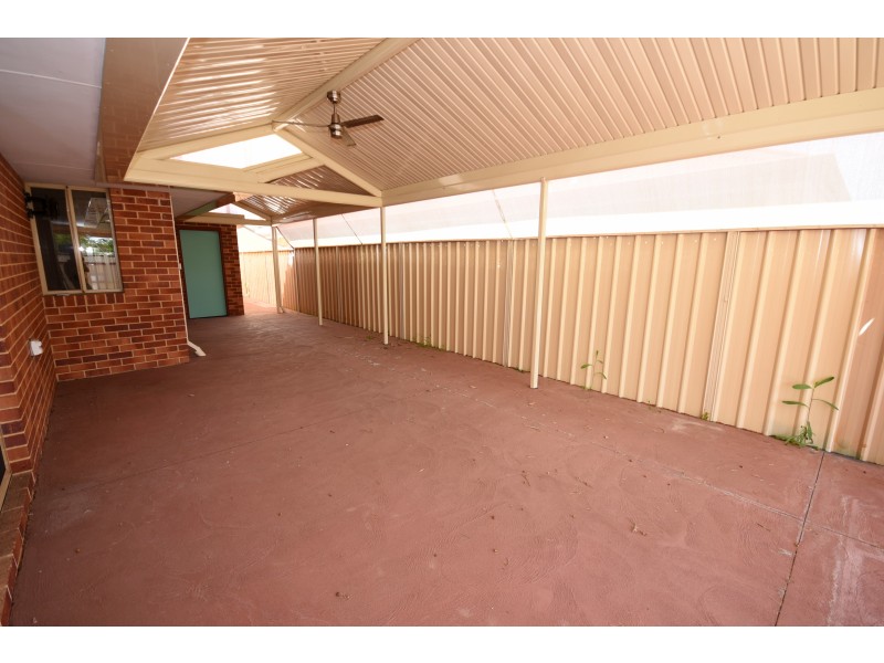 4 Brigham Court, Gosnells WA 6110