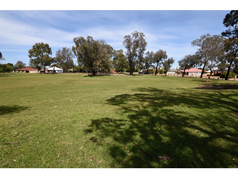 4 Brigham Court, Gosnells WA 6110