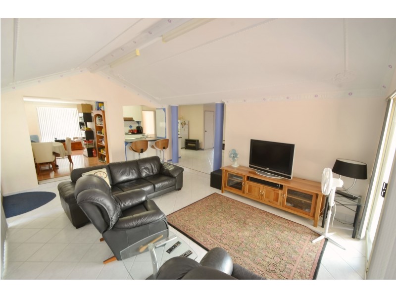 28 Lyndale Avenue, Parkwood WA 6147