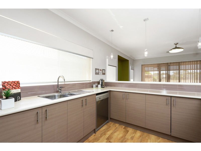 51 Kudos Circuit, Harrisdale WA 6112