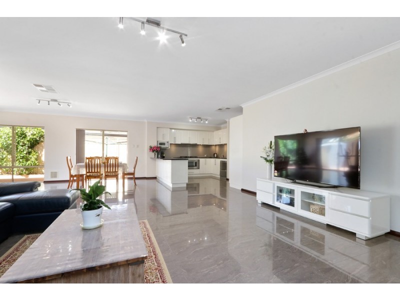 13 Anchorage Loop, Canning Vale WA 6155