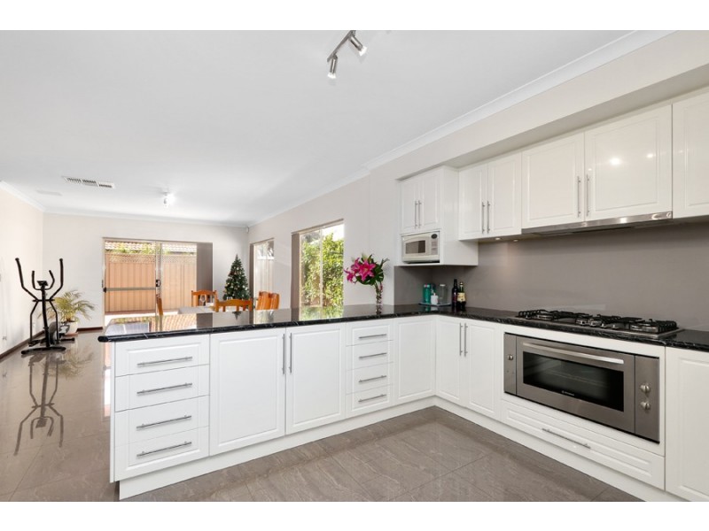 13 Anchorage Loop, Canning Vale WA 6155