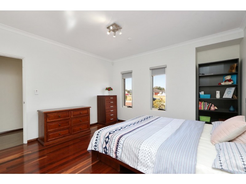13 Anchorage Loop, Canning Vale WA 6155