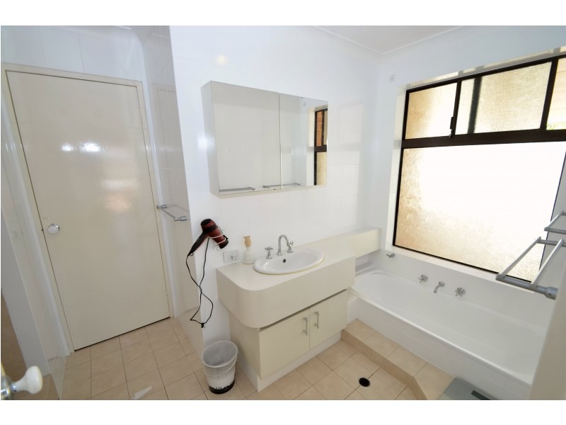 1 Eagle Rise, Yangebup WA 6164