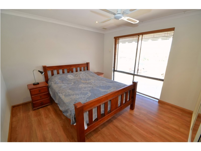 1 Eagle Rise, Yangebup WA 6164