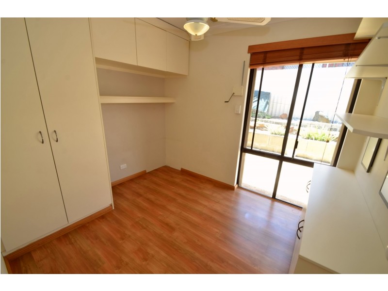 1 Eagle Rise, Yangebup WA 6164