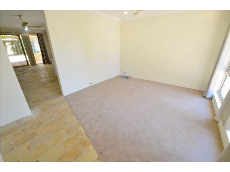 12 Kookaburra Way, Gosnells WA 6110