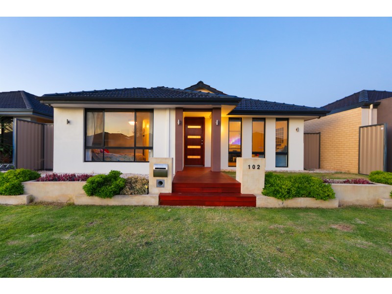 102 Riva Entrance, Piara Waters WA 6112