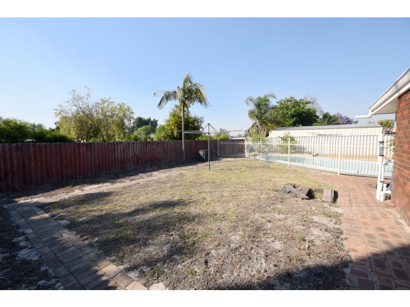 4 Hann Court, Gosnells WA 6110