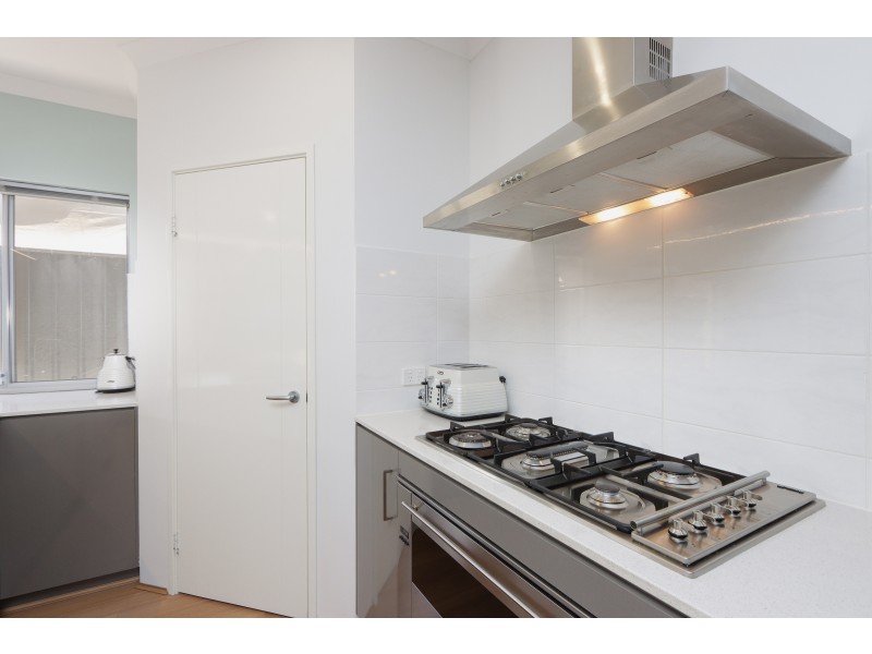 21 Boranup Rise, Piara Waters WA 6112