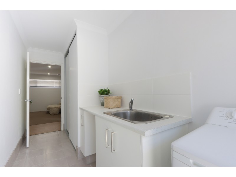 21 Boranup Rise, Piara Waters WA 6112