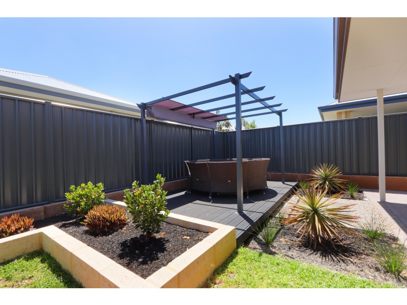 21 Boranup Rise, Piara Waters WA 6112