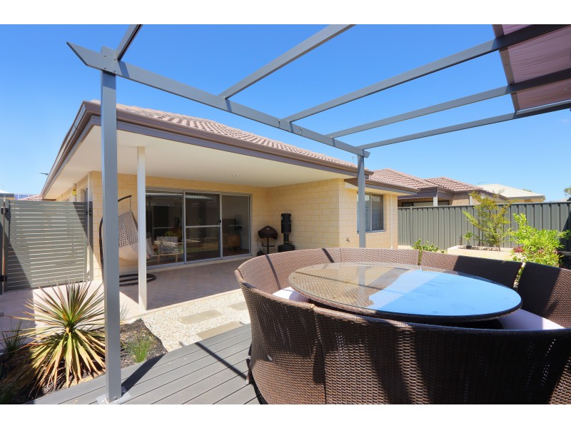 21 Boranup Rise, Piara Waters WA 6112