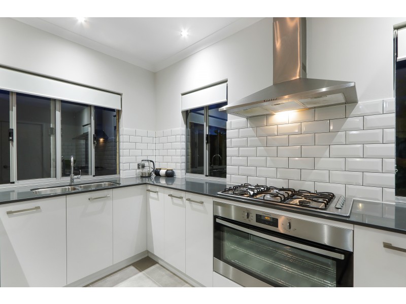 46 Doryanthes Avenue, Piara Waters WA 6112