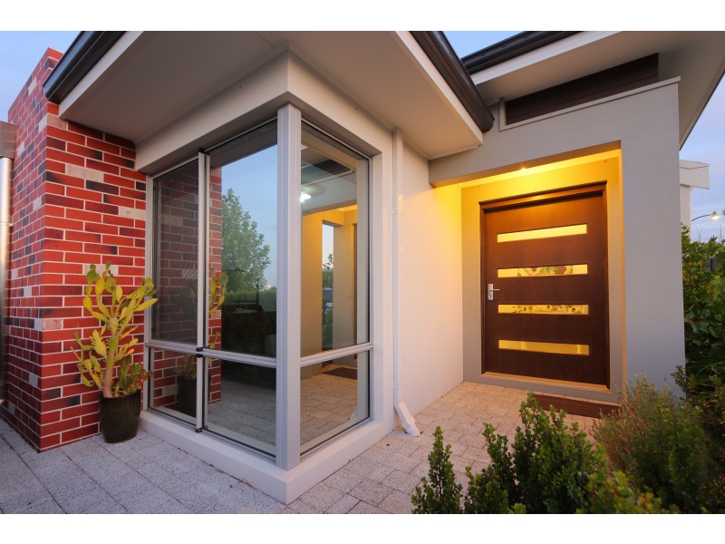 46 Doryanthes Avenue, Piara Waters WA 6112