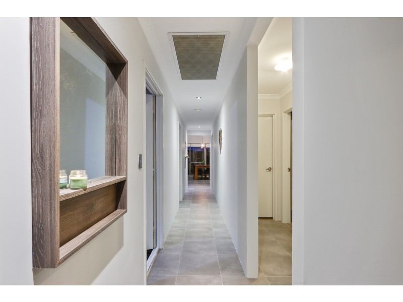 46 Doryanthes Avenue, Piara Waters WA 6112