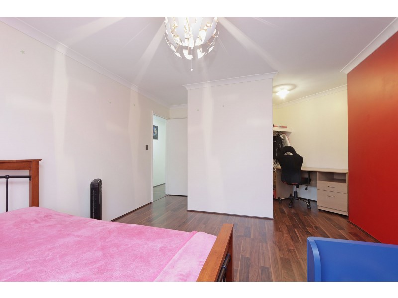 3 Laming Way, Piara Waters WA 6112