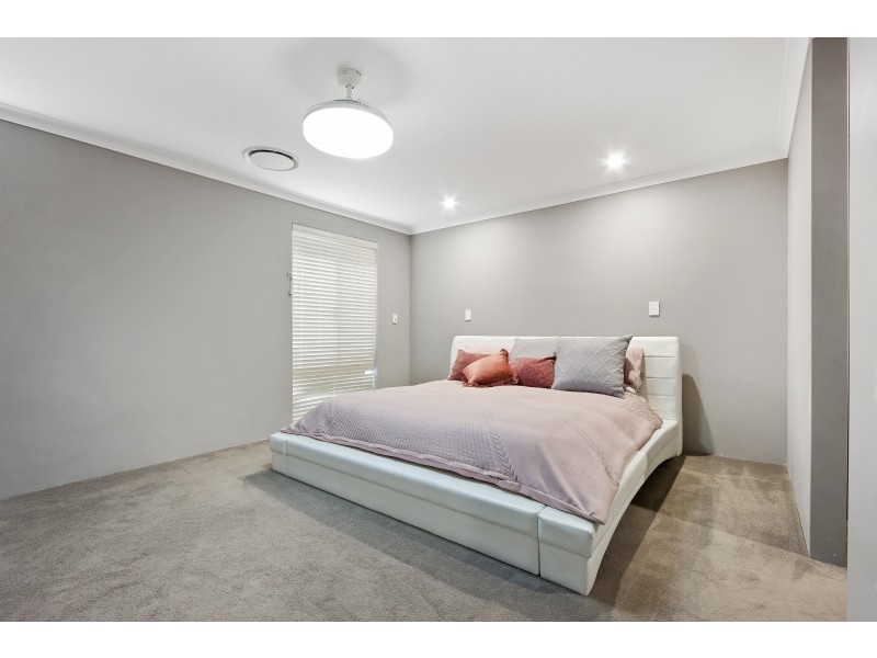 108 Riva Entrance, Piara Waters WA 6112