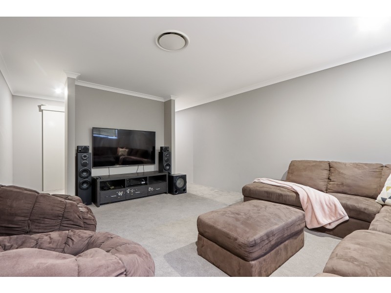 108 Riva Entrance, Piara Waters WA 6112