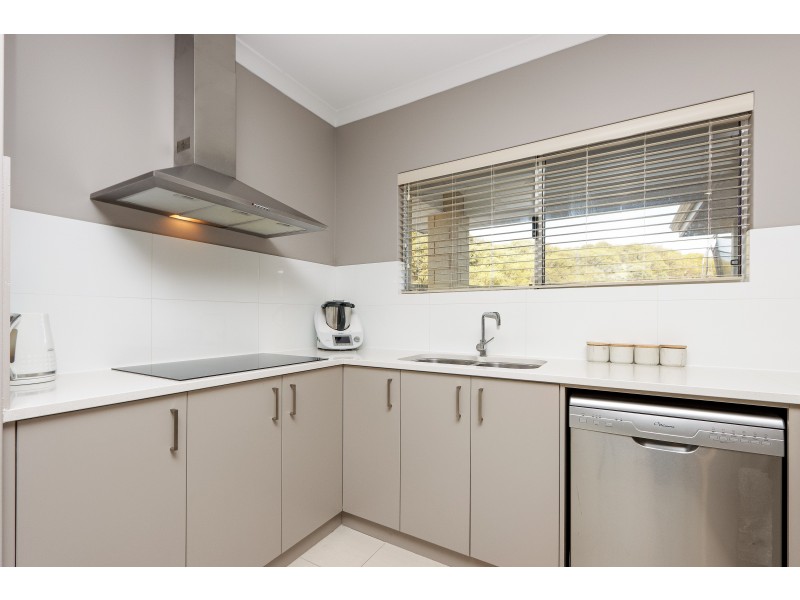 108 Riva Entrance, Piara Waters WA 6112