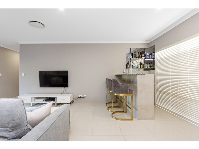 108 Riva Entrance, Piara Waters WA 6112