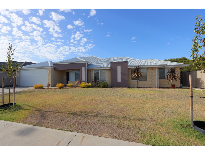 108 Riva Entrance, Piara Waters WA 6112