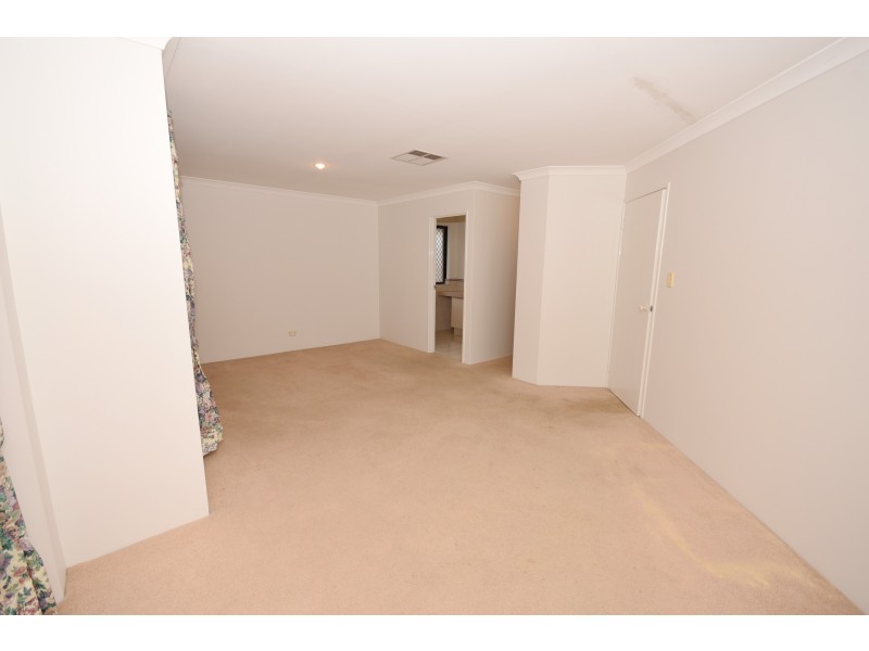 67 Southacre Drive, Canning Vale WA 6155