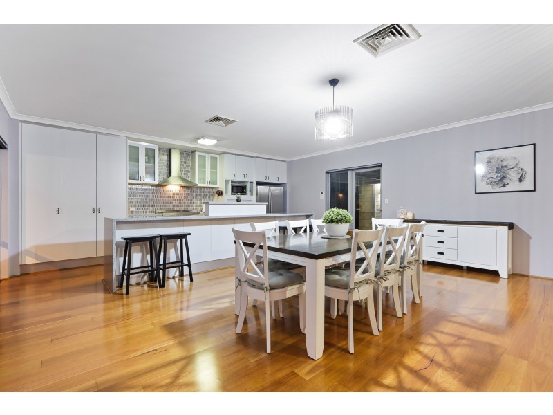 26 Falkner Road, Harrisdale WA 6112