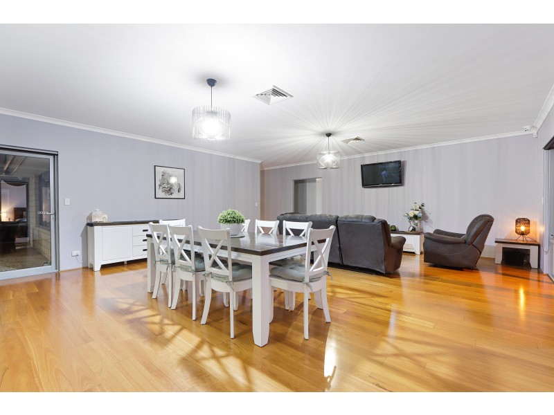 26 Falkner Road, Harrisdale WA 6112