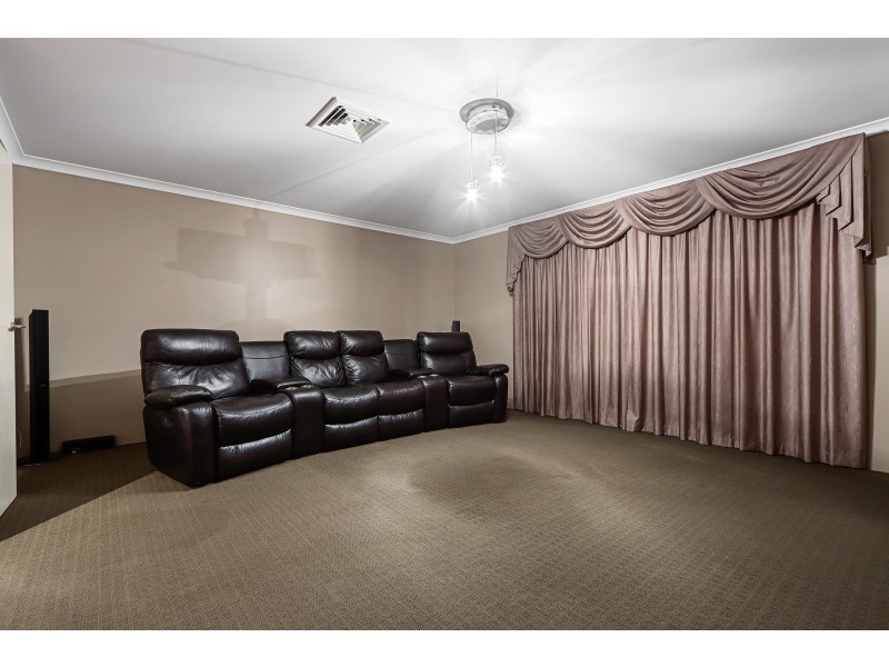 26 Falkner Road, Harrisdale WA 6112