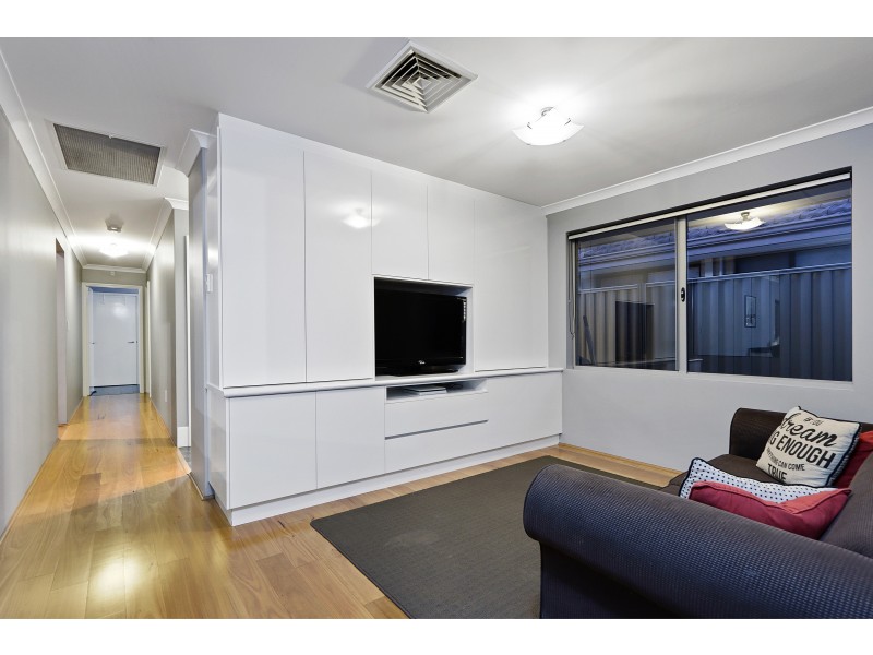 26 Falkner Road, Harrisdale WA 6112