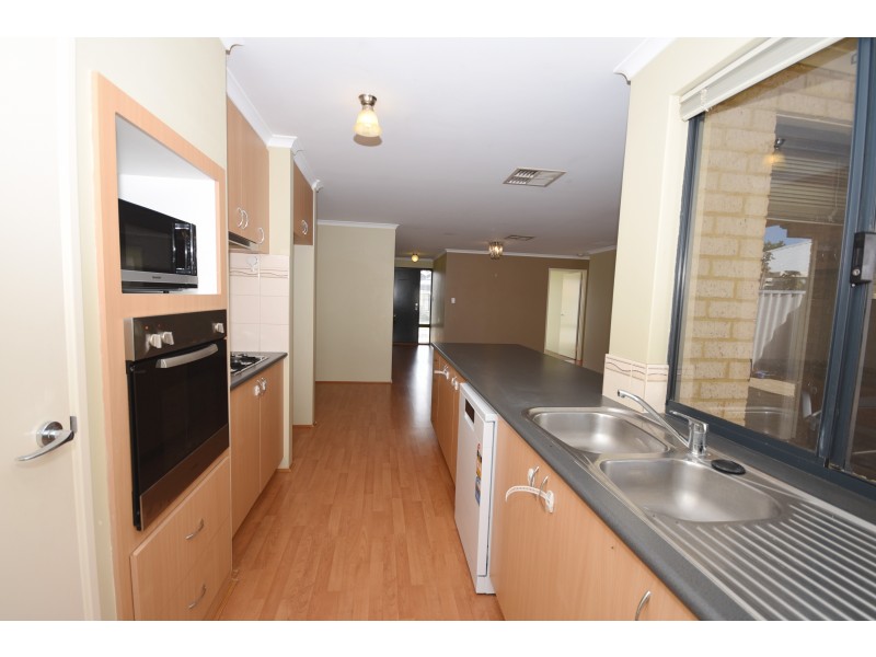 10 Madras Way, Southern River WA 6110