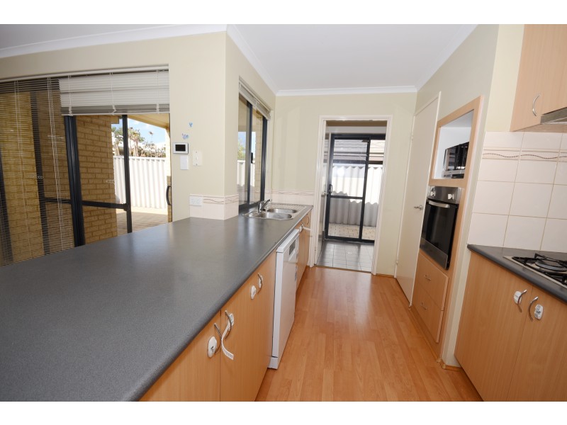 10 Madras Way, Southern River WA 6110